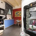 2 In The Historic Center Daire